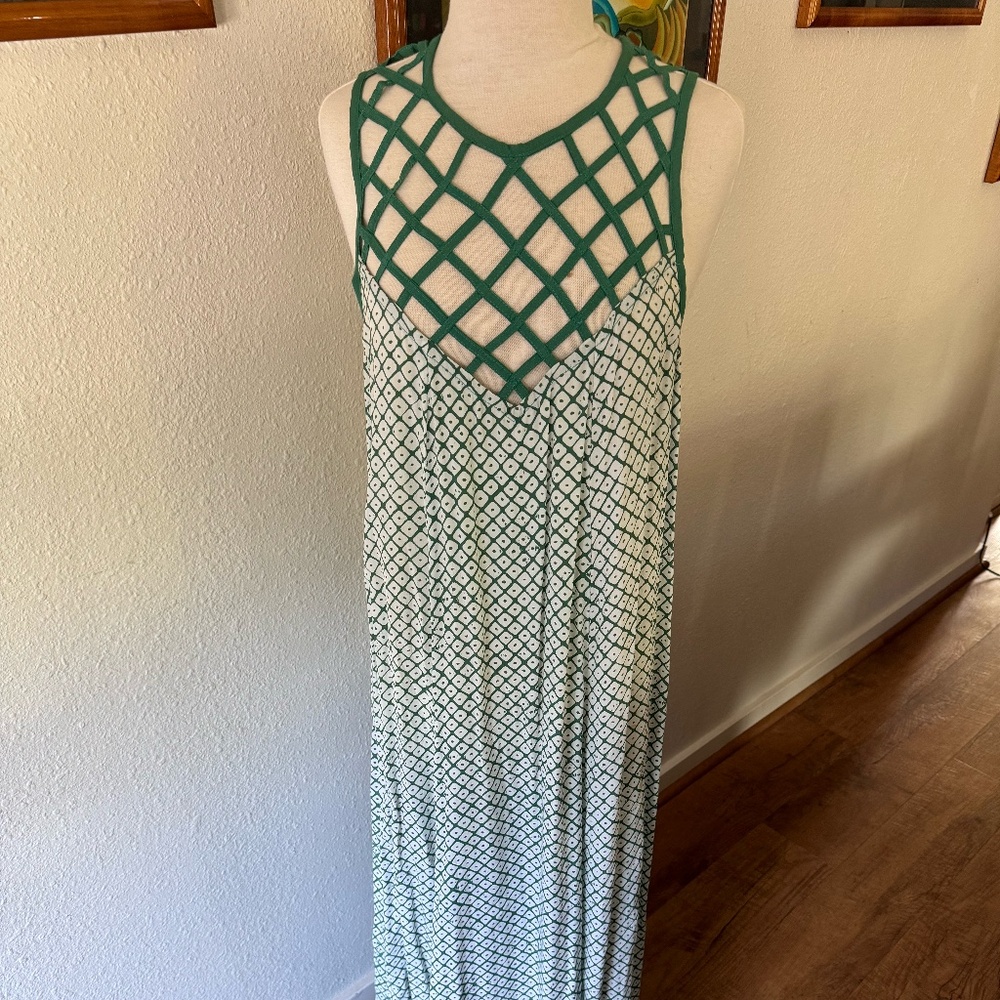 Manaola Sleeveless Long Maxi Dress, Size XL